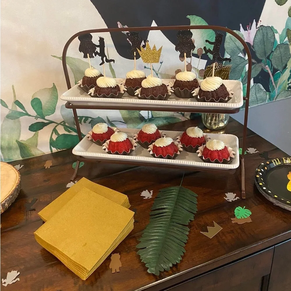 Cup cake toppers